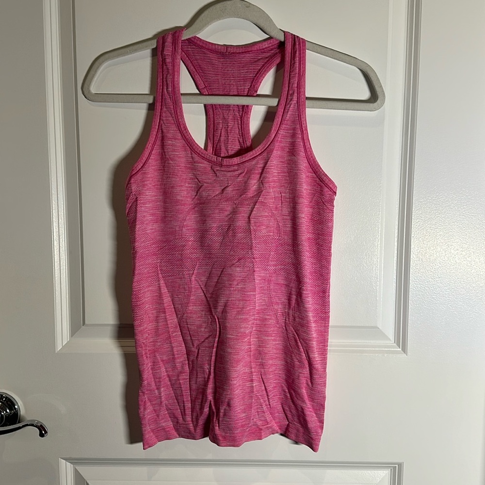 Lululemon swiftly tank, size 6